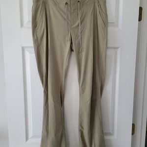 Columbia Omni-Shield Tan Pants Size 10